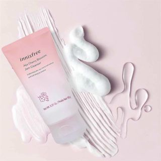 Sữa Rửa Mặt Innisfree Jeju Cherry Blossom Jam Cleanser 150g