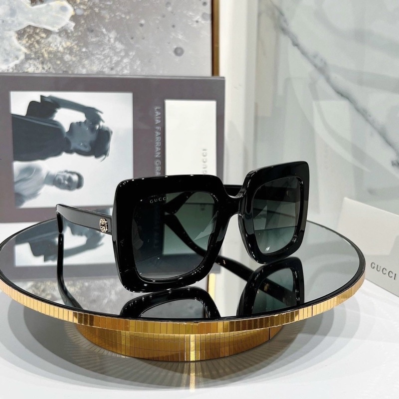 Kính mát nữ Gucci GG0328S 001 vuông đen
