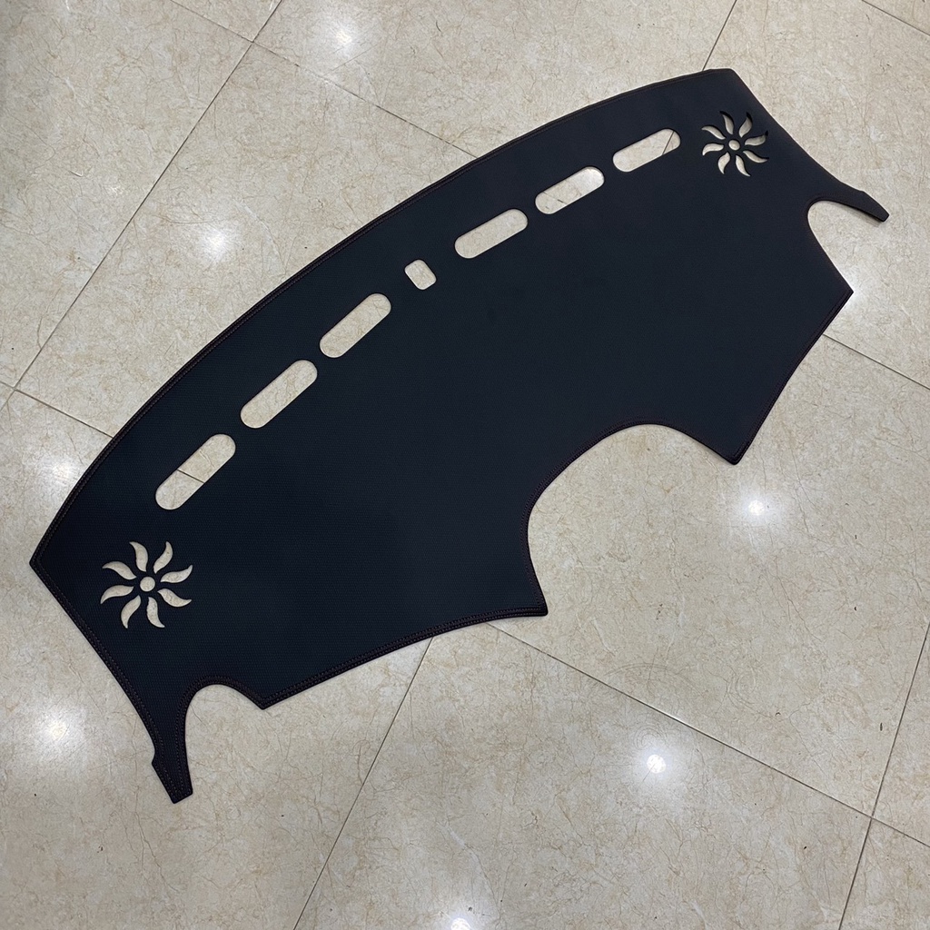 Thảm taplo da carbon xe Spark 2018 2019 2020 2021 2022, màu đen, hàng cao cấp có chống trượt