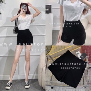 Ảnh tự chụp short thun umi trơn lưng cao đen