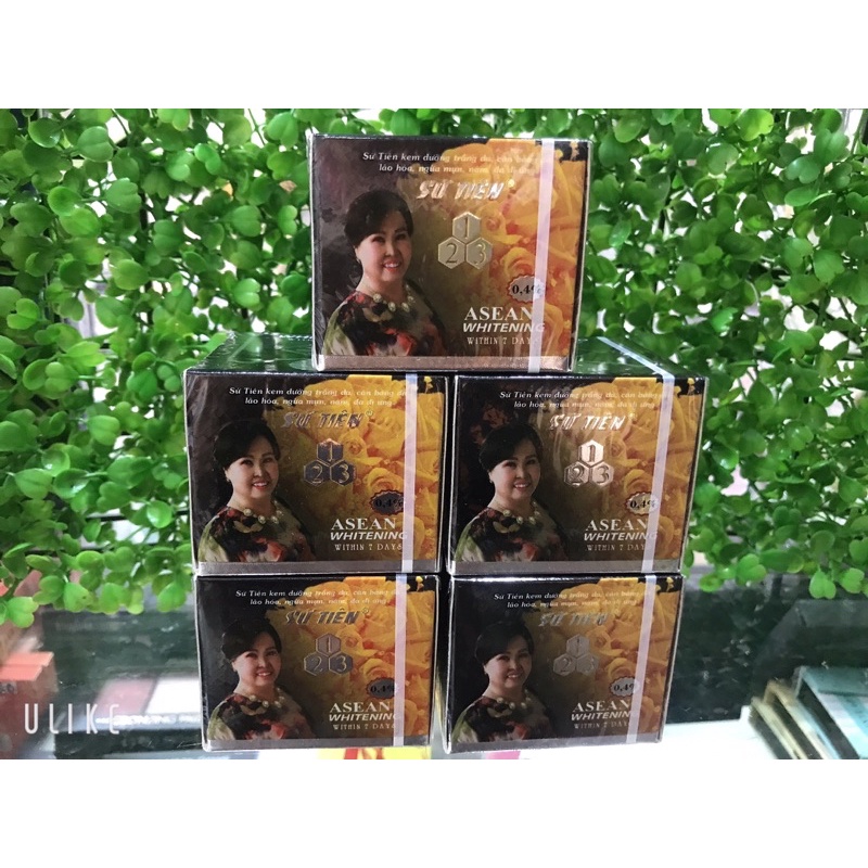 KEM DƯỠNG TRẮNG DA SỨ TIÊN (4,5 G)