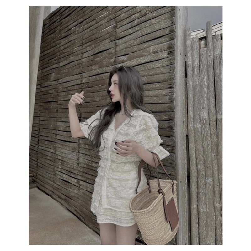 SET SƠ MI REN KÈM CHÂN VÁY TIỂU THƯ CỔ V