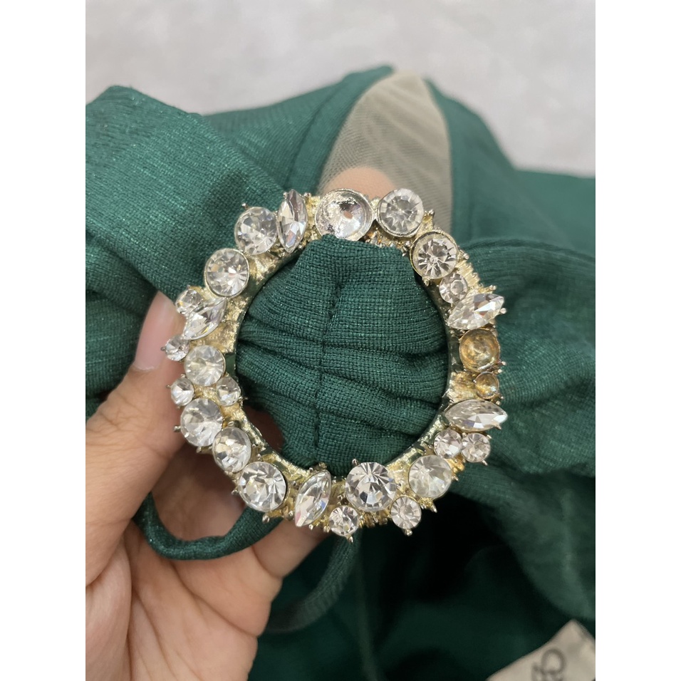 THANH LÝ  - Váy tiệc xanh trễ vai - M