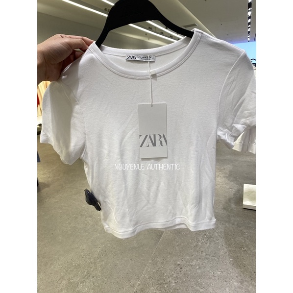 Áo thun croptop Zara Authentic