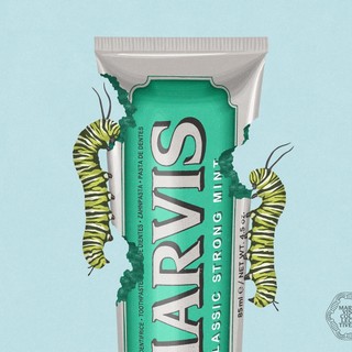 Kem đánh răng Marvis Classic Strong Mint Toothpaste - 85ml
