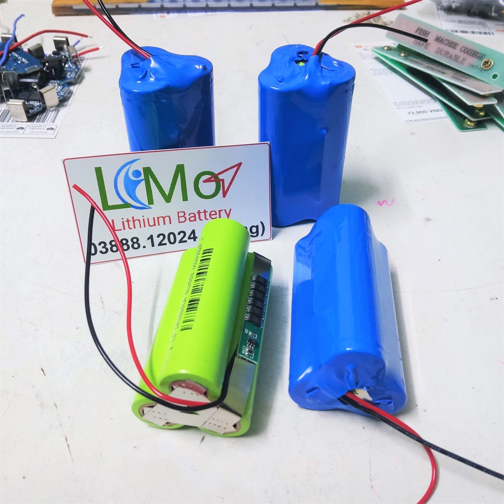 Khối pin tam giác 3,7V - 4,2V dung lượng 7,5AH. Xả cao 20A chuyên dùng độ chế khoan mini, thay pin đèn, mô tơ... - Limo