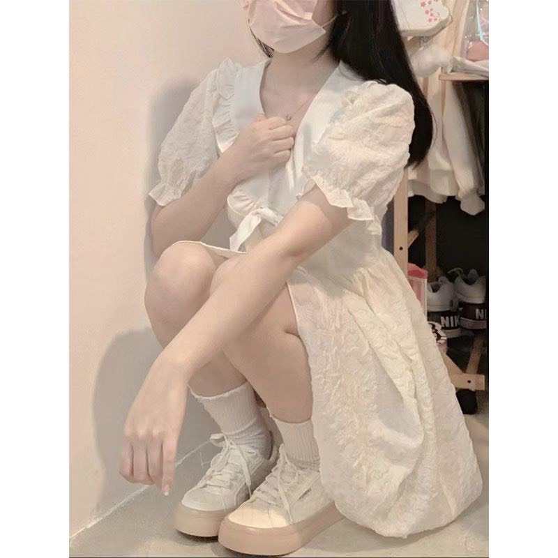 Váy Tiểu Thư Xốp Bèo Cổ Phong Cách Nhật Bản, Đầm Nữ Bánh Bèo Màu Be | BigBuy360 - bigbuy360.vn