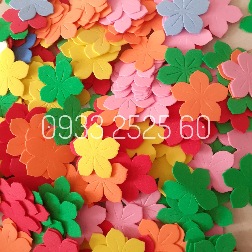 50 - 100 hoa xốp, 1.6cm, 3.7cm - Hoa trang trí bưu thiếp, thiệp, phong thư, bao thư- Trang trí mầm non, lớp học