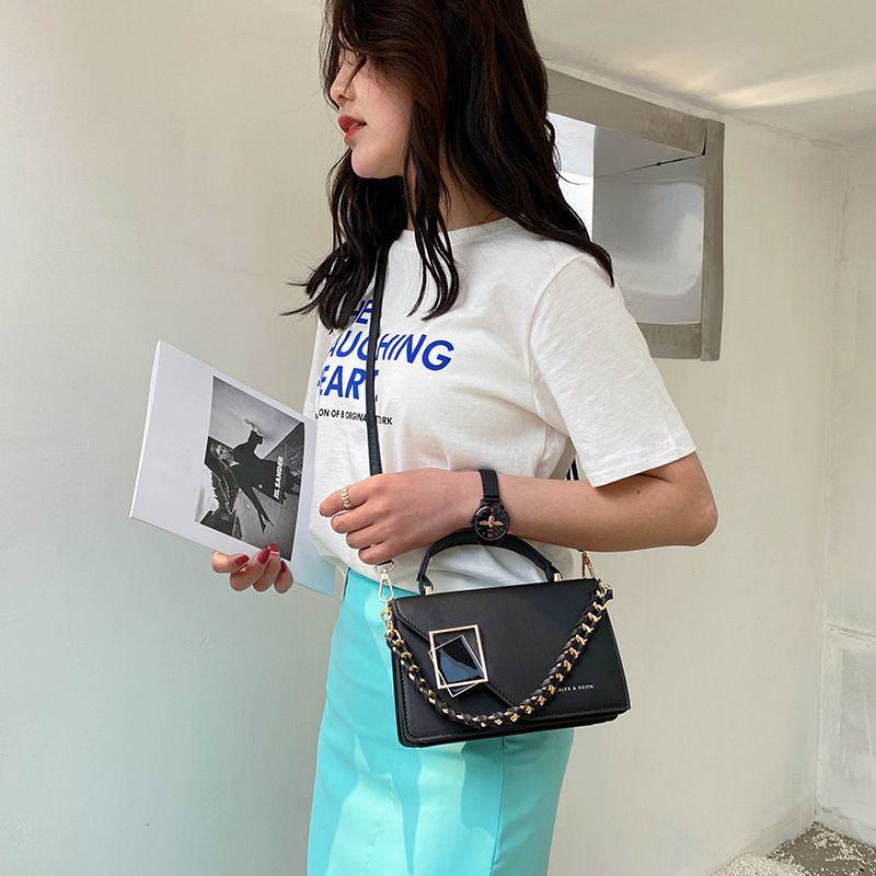 Túi Xách Nữ Đẹp Dáng Xinh Túi Đeo Chéo Cá Tính Lịch Lãm thời trang công sở hot nhất  hiện nay - TN05 | BigBuy360 - bigbuy360.vn