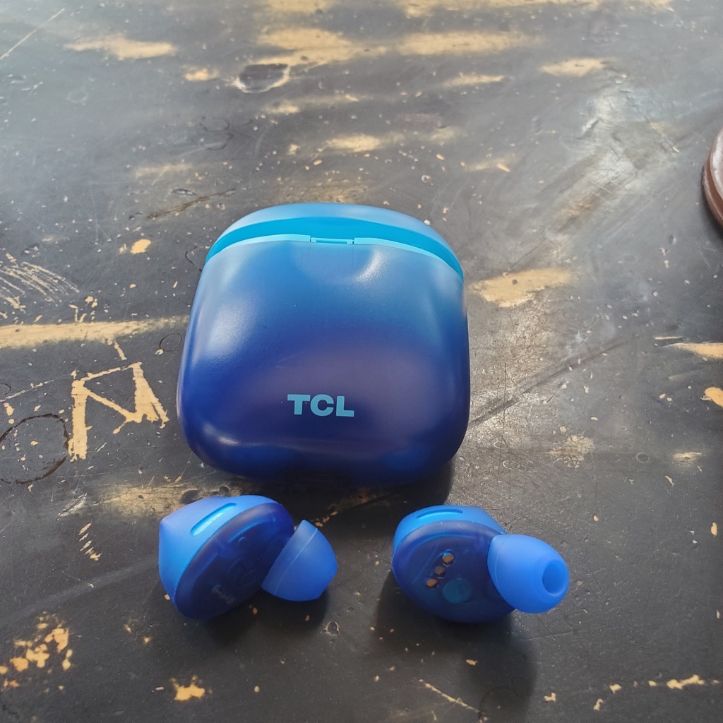 Tai nghe Bluetooth không dây chính hãng- bảo hành 1 năm