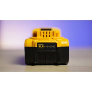 Pin Dewalt DCB182-B1 18V-4.0Ah