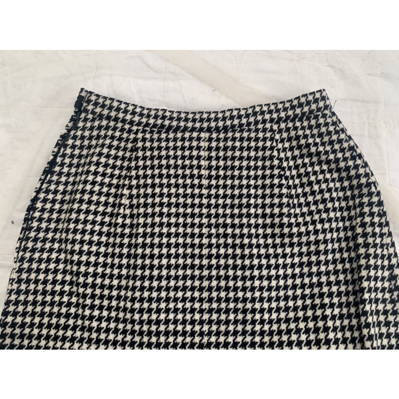 Chân váy chữ A V1162 form suông xẻ gấu hoạ tiết răng sói chất dạ mịn độ mới cao 2hand Nhật si tuyển ảnh thật