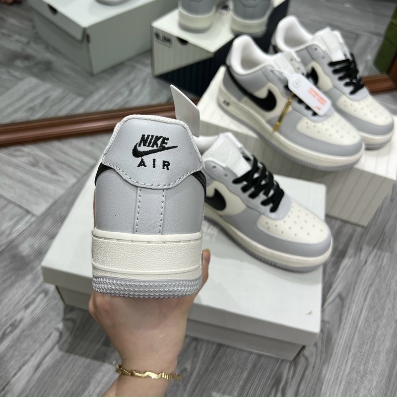 GIÀY THỂ THAO SNEAKER AF1 BÀN CHẢI VÀNG,  AF1 KEM XÁM VỆT ĐEN MẪU MỚI BẢN CAO CẤP NAM NỮ