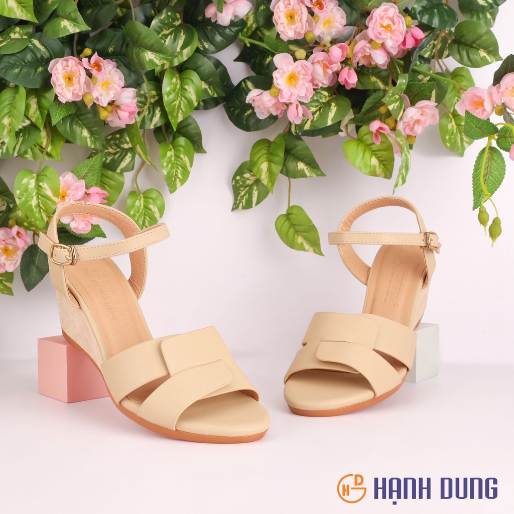 Giày Sandal Xuồng Hạnh Dung HD02136AB ( Màu Bò - Đen - Kem )