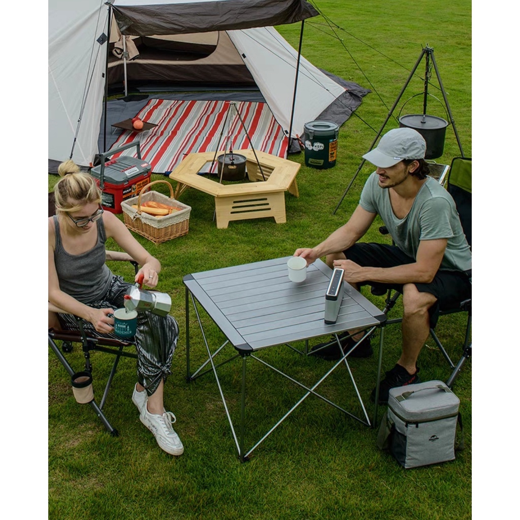 Bàn nhôm dã ngoại gấp gọn Naturehike NH16Z016-S / NH16Z016-L