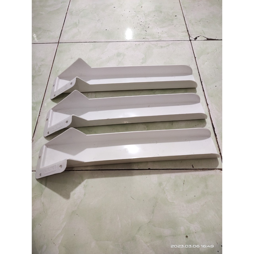 Máng xả vải thừa máy vắt sổ