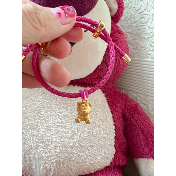 VÒNG TAY CTF KÈM CHARM GẤU DÂU