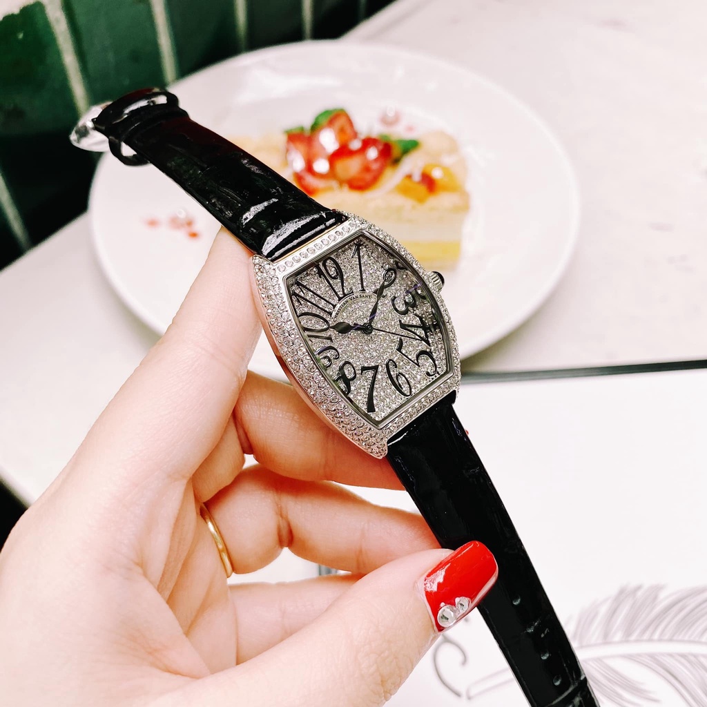 Christian Van Sant dây da đen, mặt số (size 36mm) CV4821B