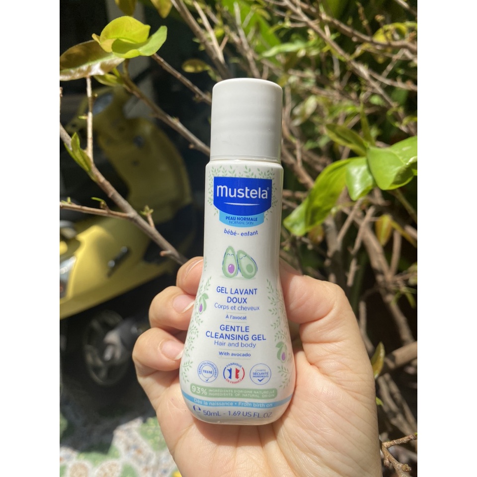 . Sữa Tắm Gội Cho Trẻ Sơ Sinh & Em Bé Da Thường Mustela 500ml