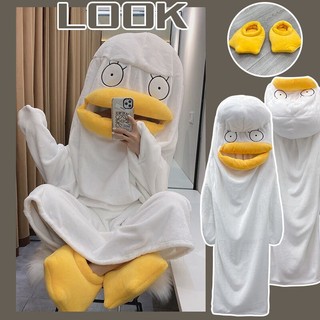 Bộ đồ ngủ hoạt hình anime con vịt gồm đầm và dép chân vịt và bộ vô diện