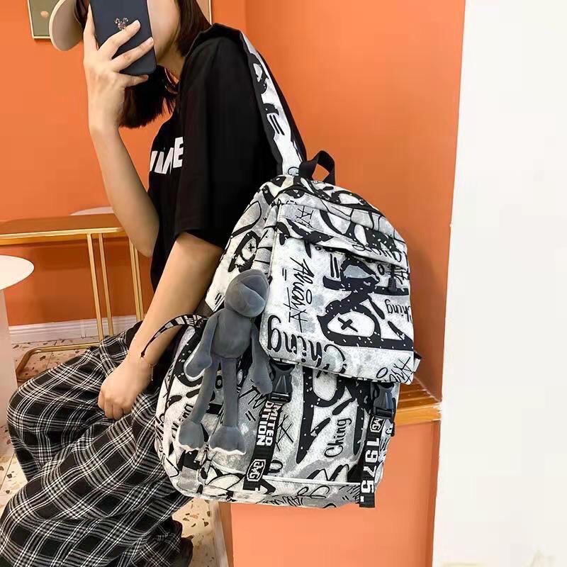 Balo Quảng Châu Phong Cách Graffity Độc Đáo Chất Vải Chống Thấm  | Balo Đi Học Bánh Mì Store
