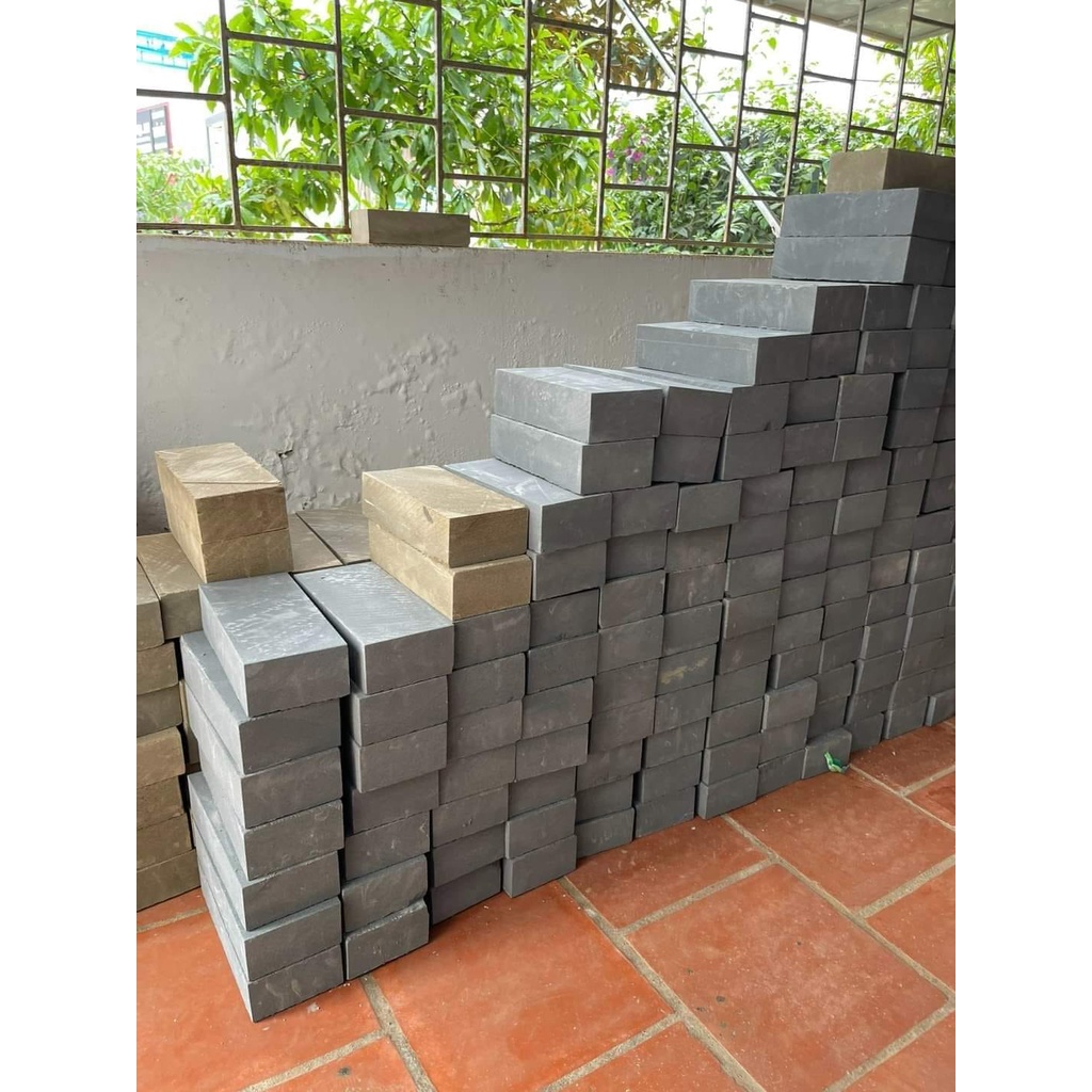 ĐÁ MÀI DAO 50k 50k 50k/ 1 VIÊN MUA COMBO 2 VIÊN ĐÁ MÀI DAO KÉO 21 x 9 x 5.5 ) cm ĐÁ TỰ NHIÊN 100%  1 MÀI PHÁ 1 MÀI MỊN