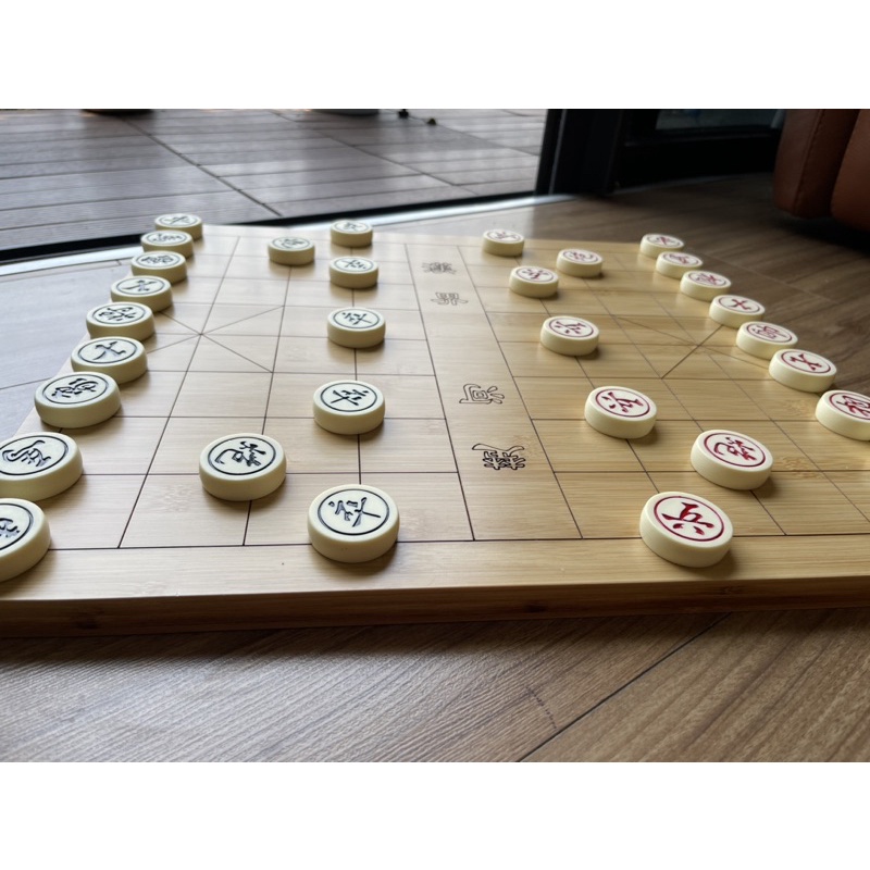 Bộ cờ tướng giá rẻ, siêu bền - Bàn cờ tướng gỗ trúc nguyên tấm và quân cờ melamin chống xước
