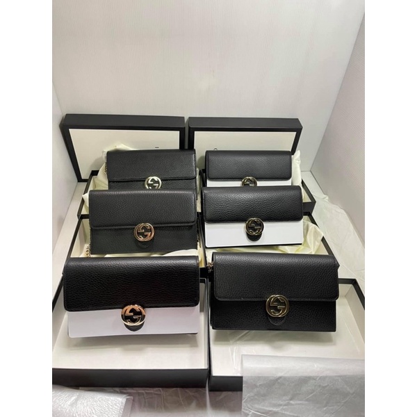 Túi đeo W366-19 tag vàng da mịn  logo rõ nét kích thước : 19cm fullbox, túi vải hãng