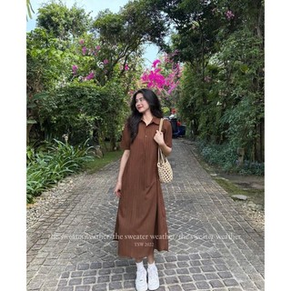 Váy maxi thô gân xoè cổ bẻ tay bồng kèm lót basic