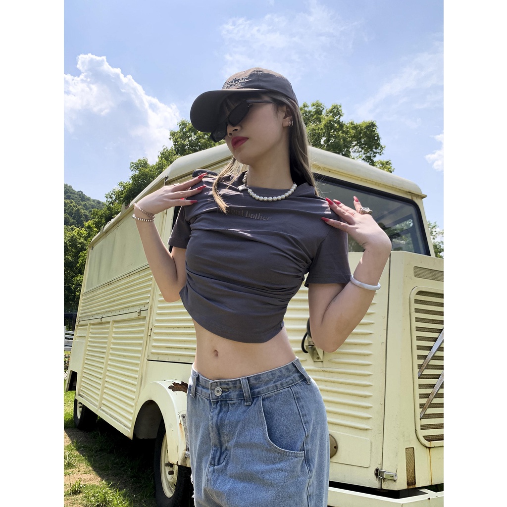 QADCOL Áo Croptop Tay Ngắn Hở Vai Xếp Ly Màu Đen Thời Trang Quyến Rũ Cho Nữ