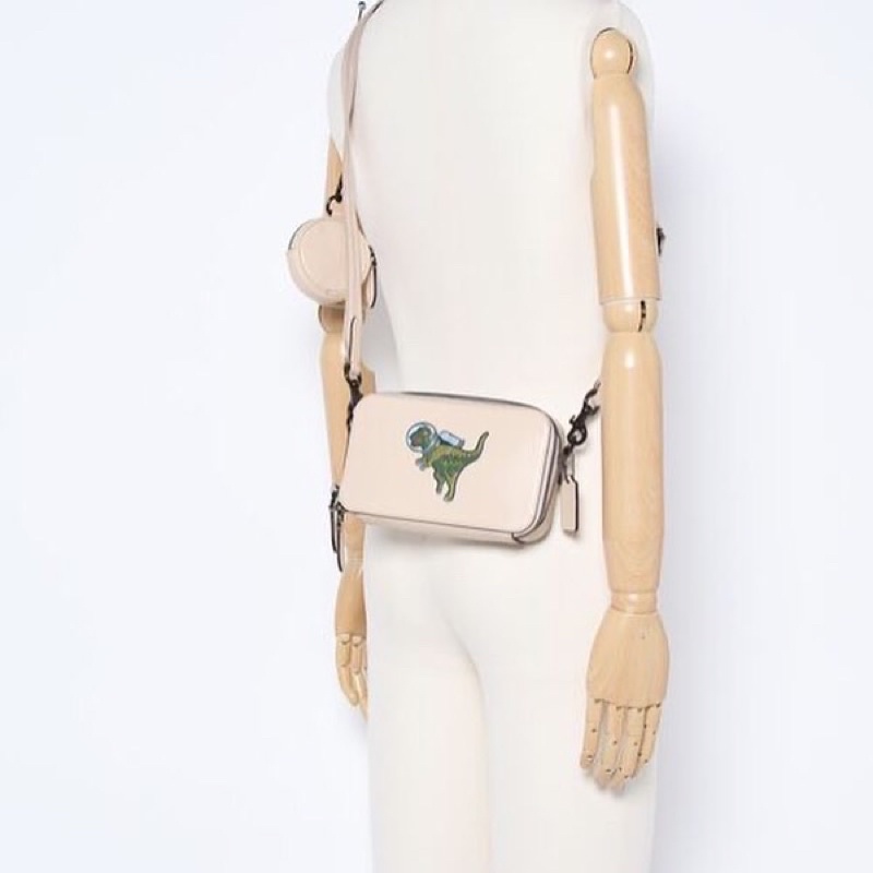 Túi Coach Charter Crossbody x Rexy in Space chính hãng