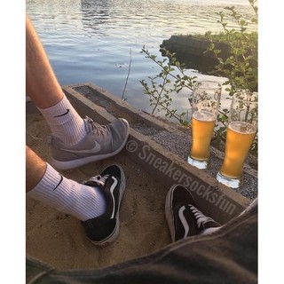 Combo 5 Đôi Tất thể thao cao cổ Nike (3 đen , 2 trắng)
