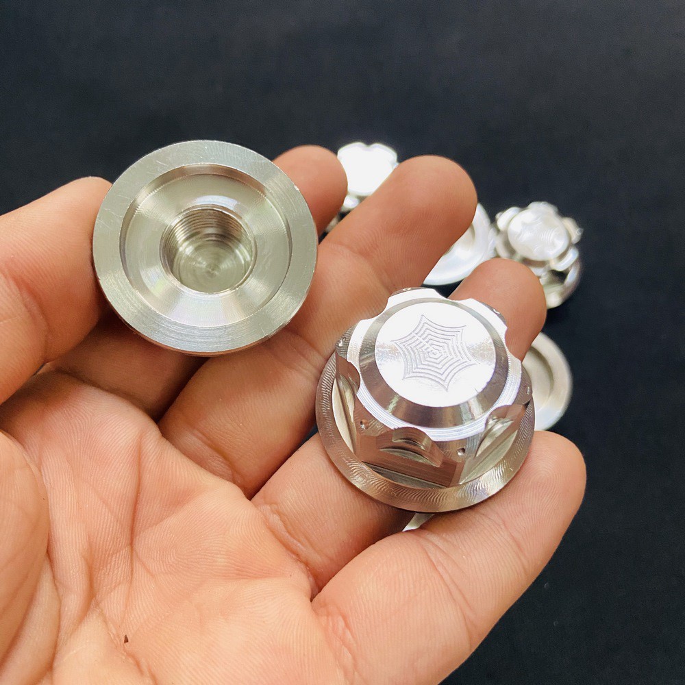 Tán Chụp Cốt Bánh Sau Salaya Cho Xe Tay Ga Vario, Airblade, Vision, Click - Chất Liệu INOX