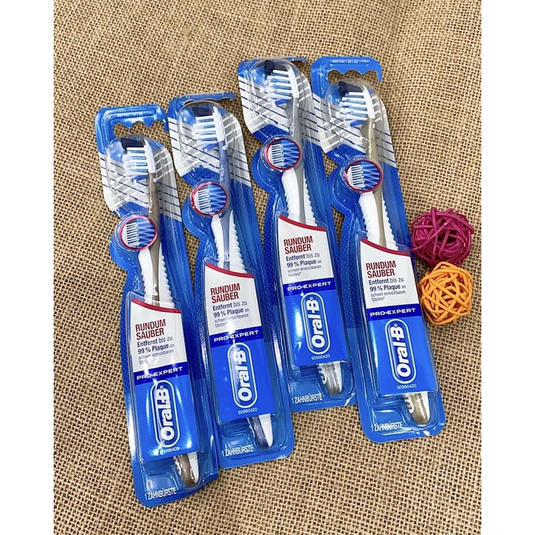 BÀN CHẢI ĐÁNH RĂNG ORAL-B PRO EXPERT