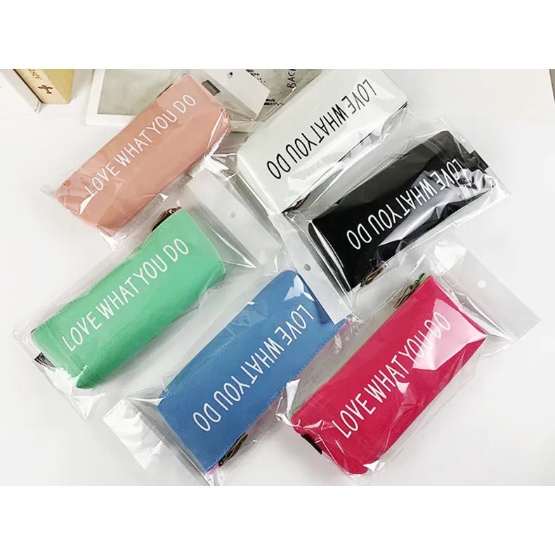 Túi đựng bút bằng DA PU hình tam giác thiết kế nhỏ nhắn màu sắc tươi tắn - NK