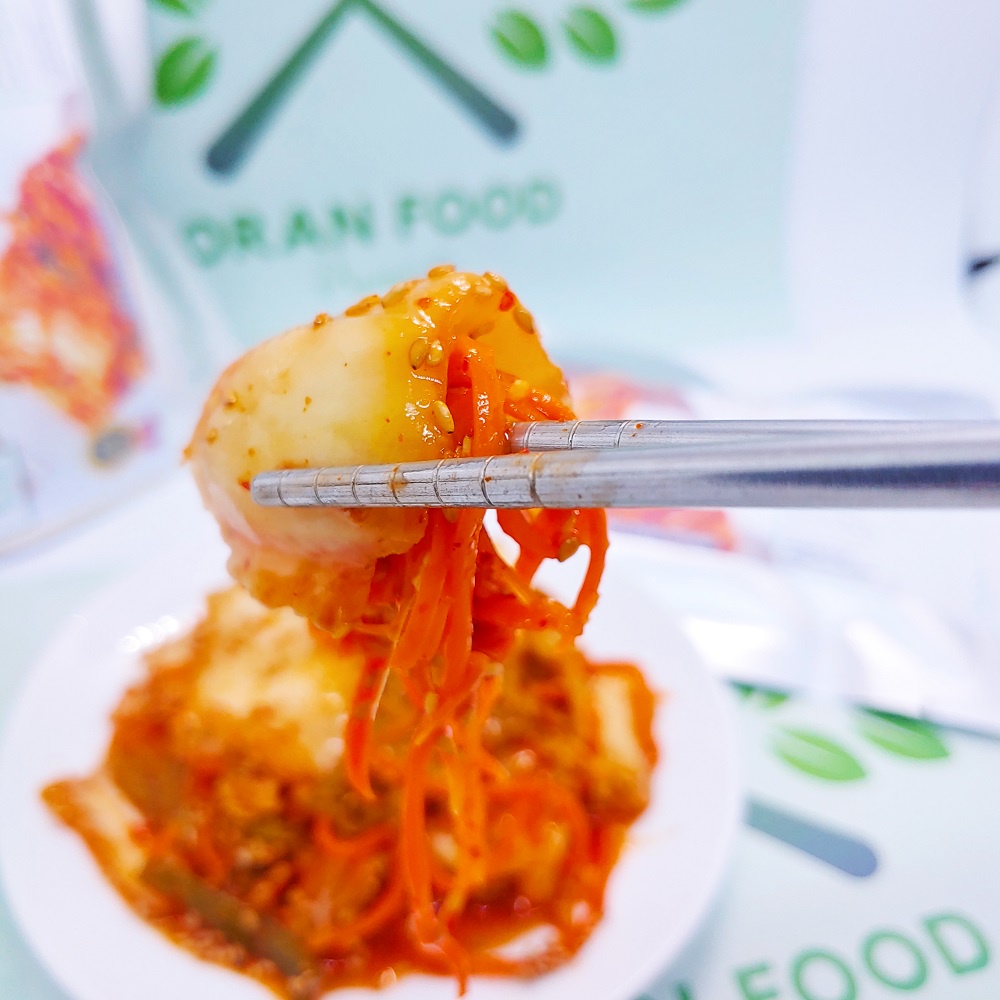Kim Chi Cải Thảo 200g Với Sốt Chuẩn Vị Hàn Quốc Oran Food