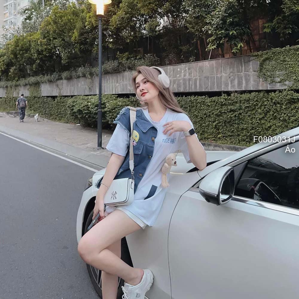 Áo thun phối Jean form rộng tay con in chữ gắn gấu bông