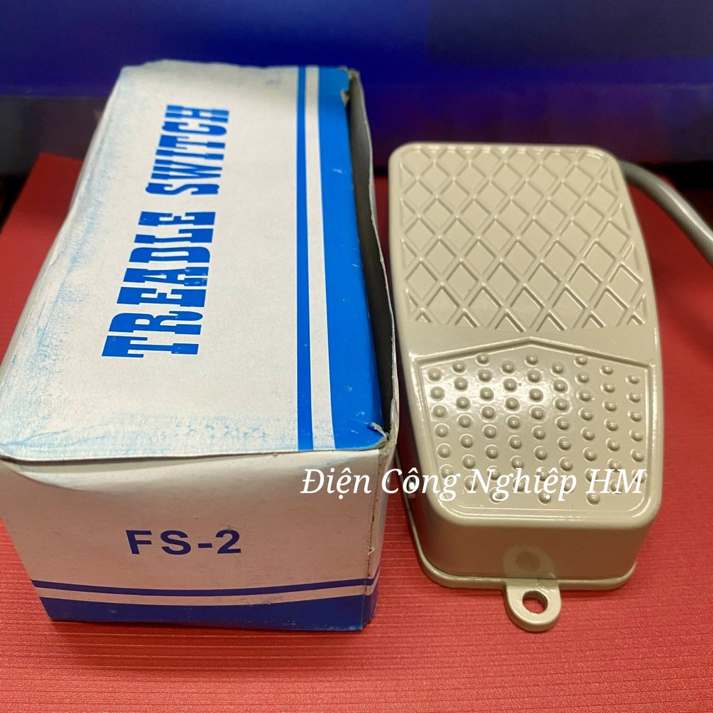 Công Tắc Bàn Đạp Chân FS2 10A-220VAC , Bàn Đạp Điện Vỏ Kim Loại Kích Thước Vừa
