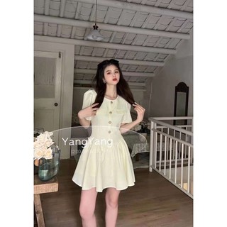 Váy yangyang cổ tròn tay bồng cộc 2 túi nắp ngực chân váy xòe