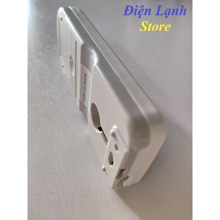 Remote máy lạnh Hitachi giọt nước. (Tặng kèm cặp pin).