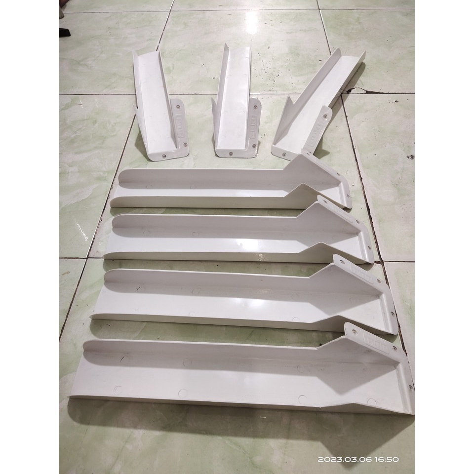 Máng xả vải thừa máy vắt sổ