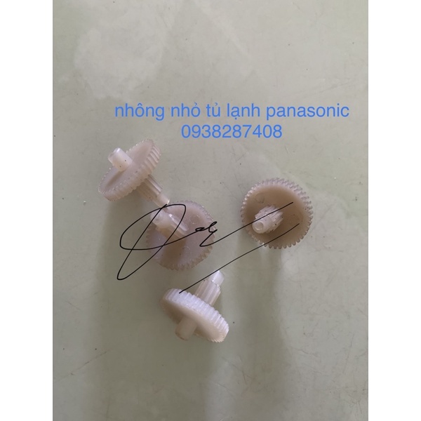 nhông nhỏ tủ lạnh panasonic