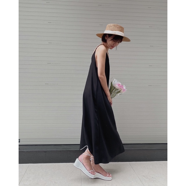 Đầm dây maxi xoè nhẹ