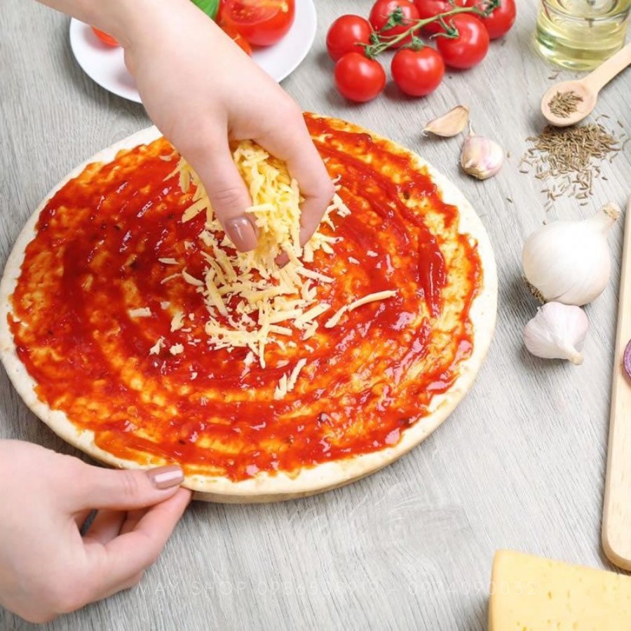 ĐẾ PIZZA 20CM (kèm sốt , lá thơm )