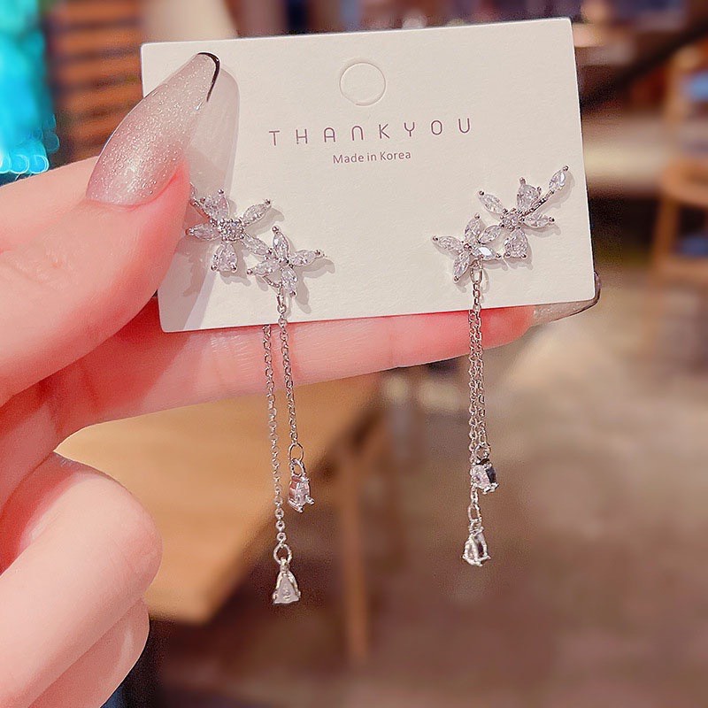 YM Concept Bông Tai Tua Rua Dáng Dài Đính Đá Nhân Tạo Phong Cách Hàn Quốc - PK0050