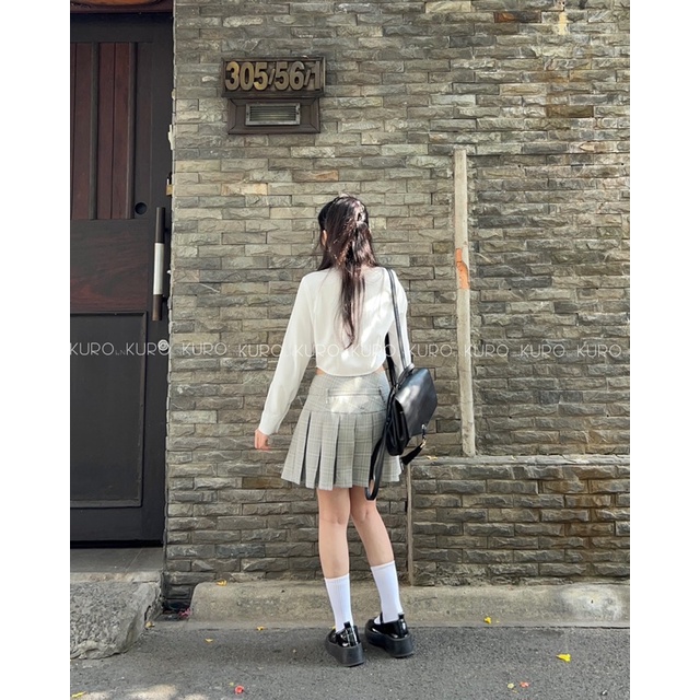 Chân váy xếp li ngắn kèm belt có lót quần bên trong hot ulzzang