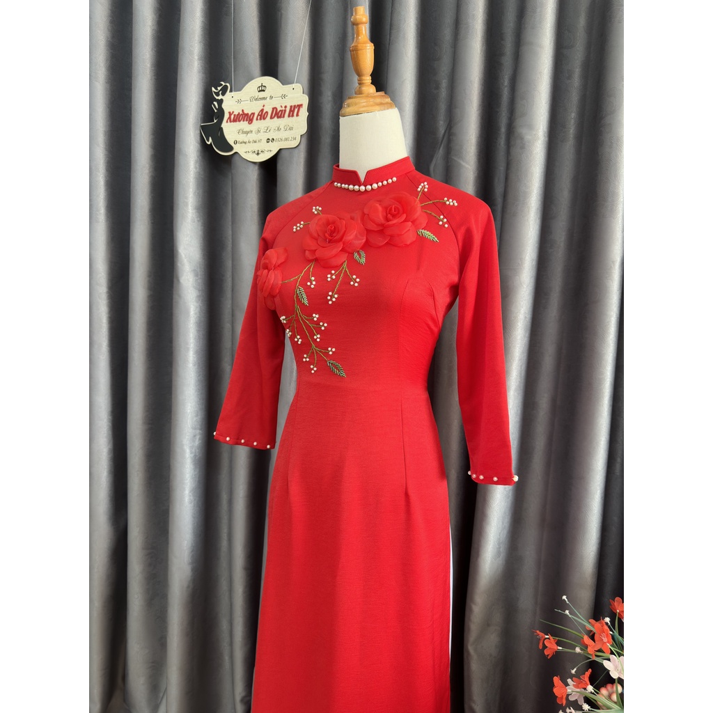 Áo dài lụa tây thi thêu hoa đính kết trẻ trung sang trọng