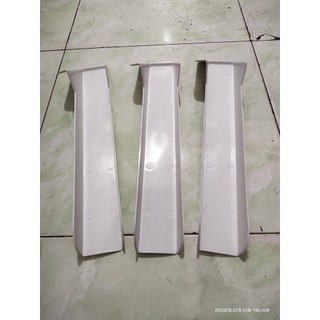 máng nhận và thu rác máy vắt sổ