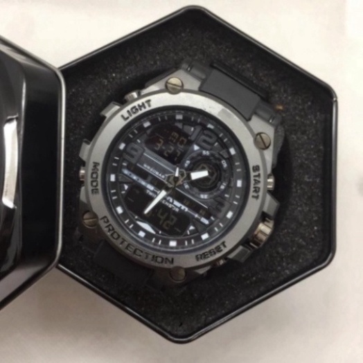 Đồng hồ Nam  MTP mã hiệu GTS8600, chống shock, viền thép, cá tính, mạnh mẽ. Đồng hồ quân ngũ