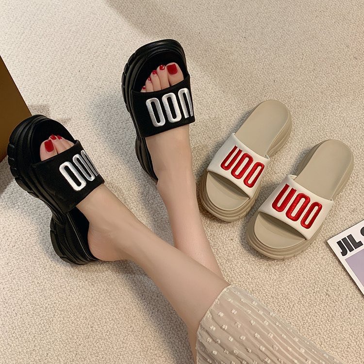 Dép nữ thời trang quai ngang bản to phong cách hiện đại đế cao U00 mẫu mới năm nay